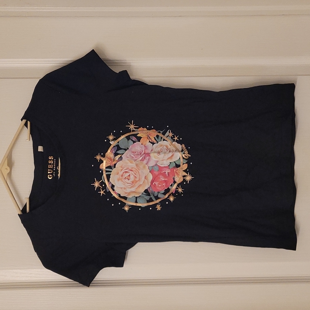 Guess t shirt